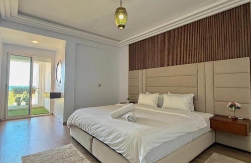 RACINE EXTENSION Apartment | Escapade Moderne à Bourgogne Casablanca