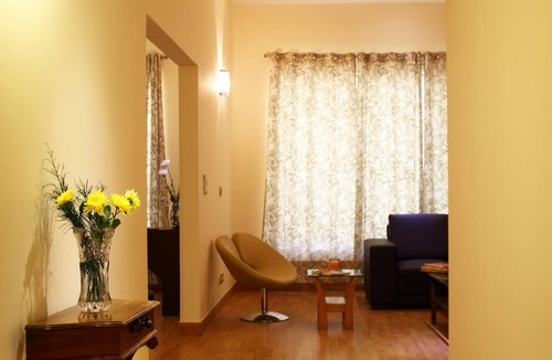 DLF City House | Executive Suites with Kitchen@Golf Course Road