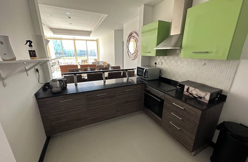 Manama Apartment | Extremely Luxurious 3-Bedroom Apartment with Panoramic Sea Views