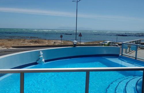Strand Hotel | False Bay Inn