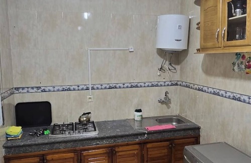 Mesnana Apartment | Family apartment close to cafés & shops - 10 min from the stadium