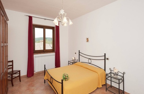 Passignano sul Trasimeno Other | Farmhouse near Lake Trasimeno with Pool