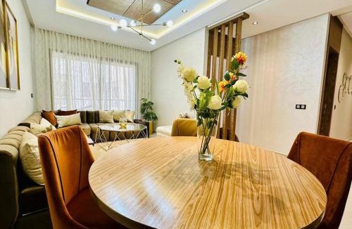 Quartier Des Mimosas Apartment | Fastueux appartement à louer en plein centre-ville