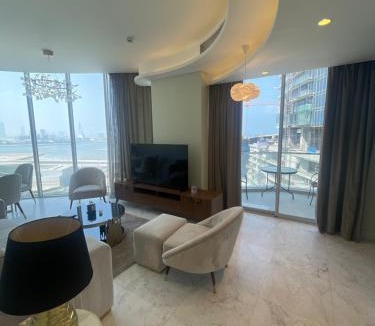 Manama Apartment | Flat one bedroom next to four sessions شقه مقابل فندق فور سيزن