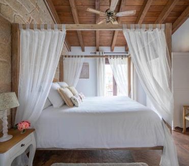 Carril House | Fogar da Roda