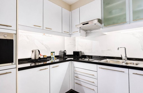 Seef Apartment | Fraser Suites Seef Bahrain