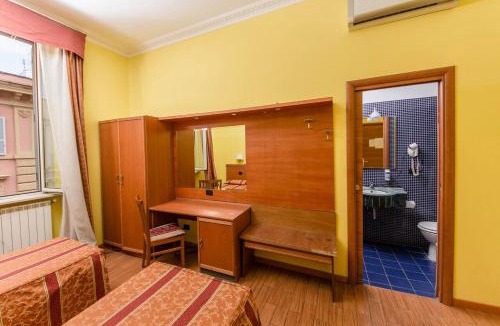 Rione XVIII Castro Pretorio Apartment | Friendship Palace