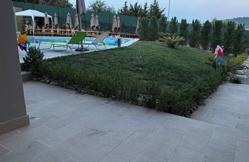 Monteprandone Apartment | Fully equipped apartment in a prime location with a pool and garden, just 5 minutes from the beach