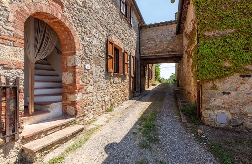 Murlo Apartment | Gallo Nero Apartment at Il Ritiro del Podestà Murlo