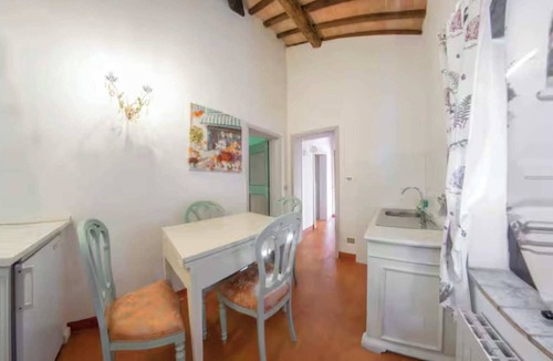 Bagnaia Cottage | Geraneo 1 - comfortable apartment on the second floor