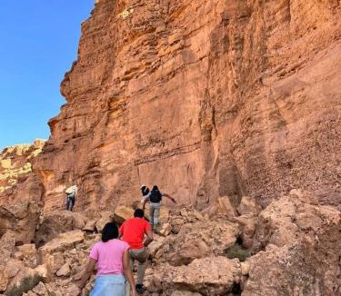 Aoufous Hotel | GITE LA GROTTE VALLEE