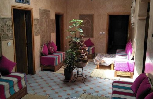 Ikhf nʼIghir Hostel | Gite Paradis d'Ait Bouguemez - Hostel