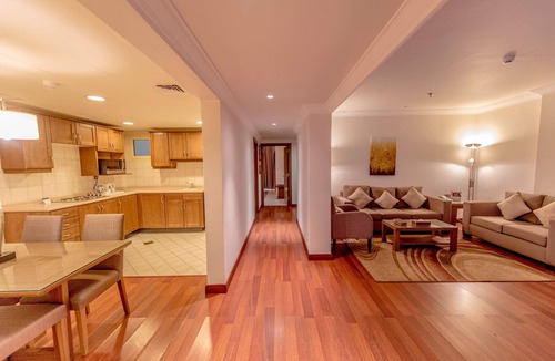 Buraydah Hotel | Golden Tulip Buraidah