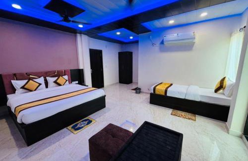 Sarnath Hotel | Goroomgo Hotel Imperial Varanasi - Family Friendly with Luxury Room - Near Kashi Vishwanath Temple and Ganga Ghat - Excellent Customer Service Awarded