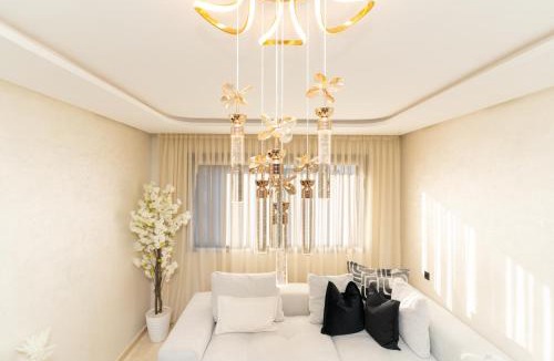 Gueliz Apartment | Gueliz - Pool & Jacuzzi - Luxury Residence