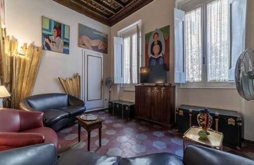 Rione VIII Sant'Eustachio Apartment | GuestHost - Pantheon Apartment - The hidden corner of the paintings