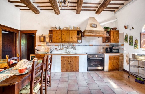 Marsciano Apartment | GuestHost - Stunning 340 sqm stone villa, independent, with a large park of over 2500 sqm, ideal for 10 people. Built in the early 1800s as an episcopal residence, later used as a farmhouse, and now restored in a rustic Umbrian-Tuscan style. Nestled in t