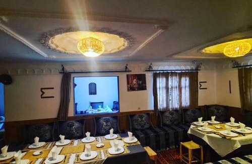 Akhendachou nAit Ouffi Hotel | Hôtel Restaurant La Gazelle De Dades