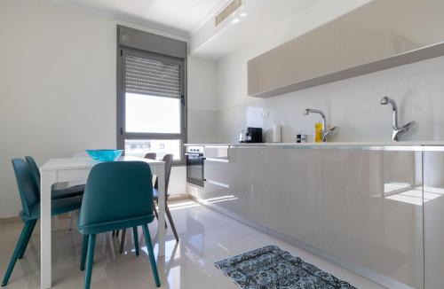 Jerusalem City Centre Apartment | Harav agan - New building in the Center