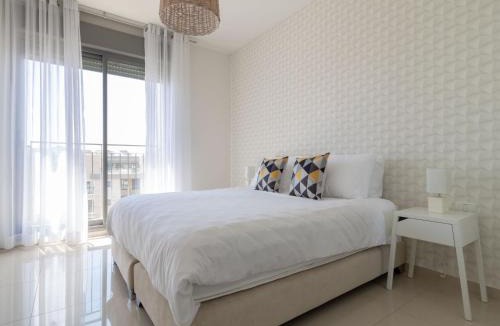 Jerusalem City Centre Apartment | Harav agan - New building in the Center