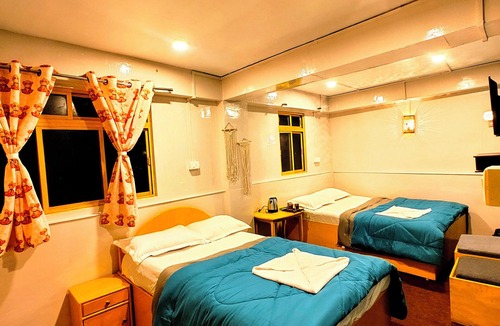 Darjeeling Hostel | Hidden Monkey Backpackers, Darjeeling
