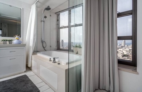 Kerem HaTeimanim Condo | High Floor Sea View Serviced Building
