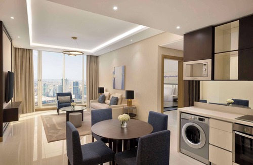 Manama Hotel | Hilton Bahrain City Centre Hotel & Residences