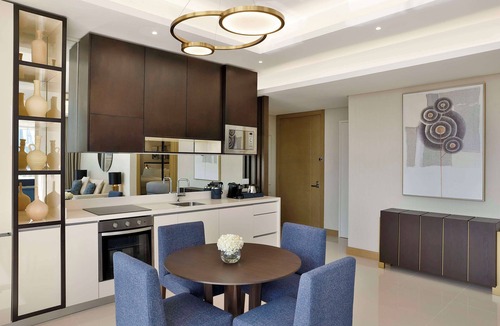 Manama Hotel | Hilton Bahrain City Centre Hotel & Residences