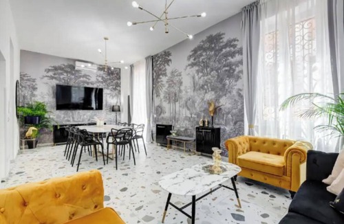 Gianicolense Apartment | Historic 4-Suite Villa with Lush Gardens and Luxurious Hall in Rome
