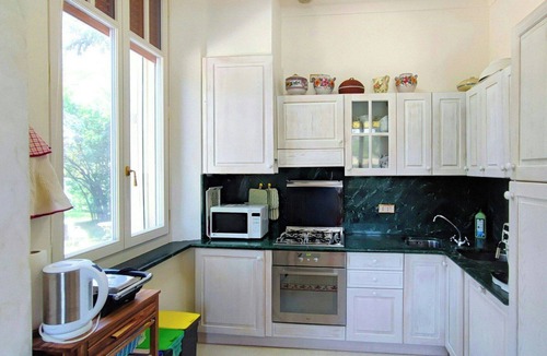 Ortezzano House | Historic villa with pool in the heart of Ortezzano