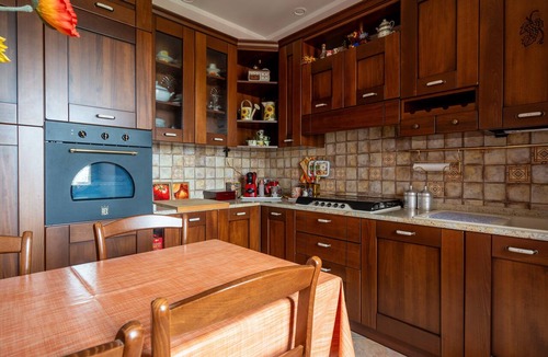 Acquaviva House | Holiday Home in Villa Pandolfina near Montepulciano