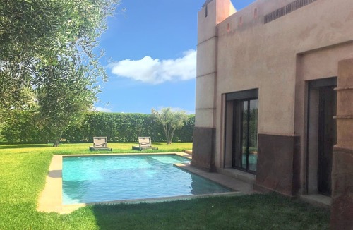 Zaouia Sidi Abdallah Ben Sassi Villa | Homerez - Elegant Villa in Marrakech with a Private Pool.