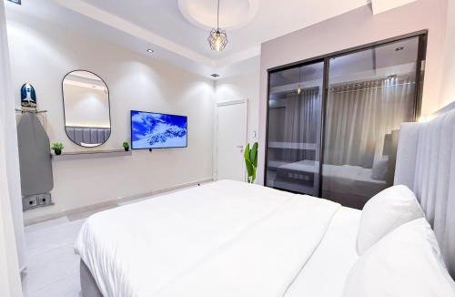 King Abdul Aziz Road Apartment | HOMETEL An Nahdah