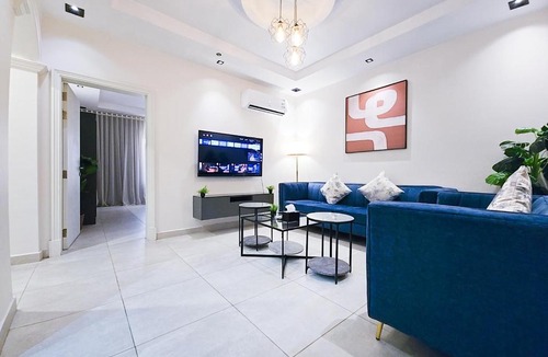 King Abdul Aziz Road Apartment | Hometel An Nahdah1