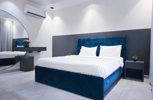 King Abdul Aziz Road Apartment | Hometel An Nahdah1