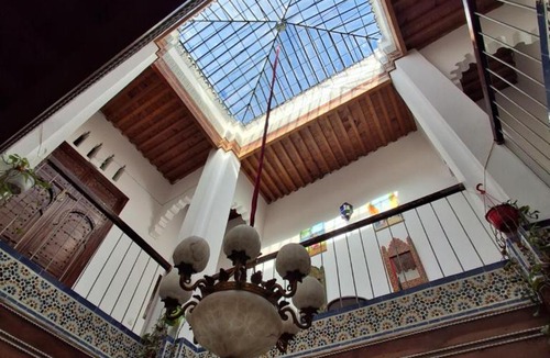 Tetouan Bed & Breakfast | hostel four seasons