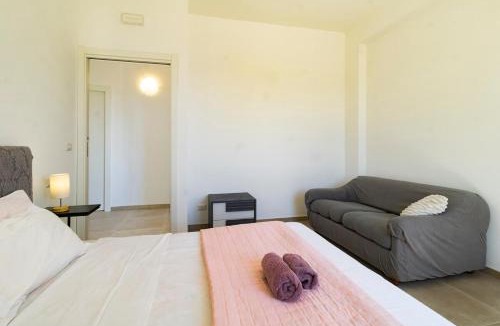 Petritoli House | Hot tub, private parking, wifi, AC and BBQ