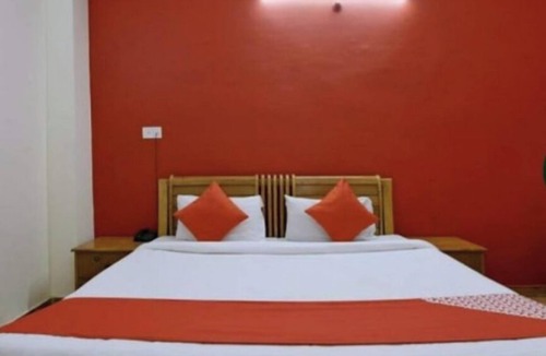 Mayapur Hotel | Hotel GSA and BANQUET