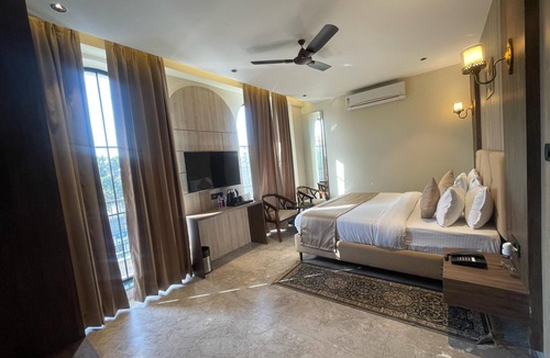 Rishikesh Hotel | HOTEL HRISHIKESH HIGH