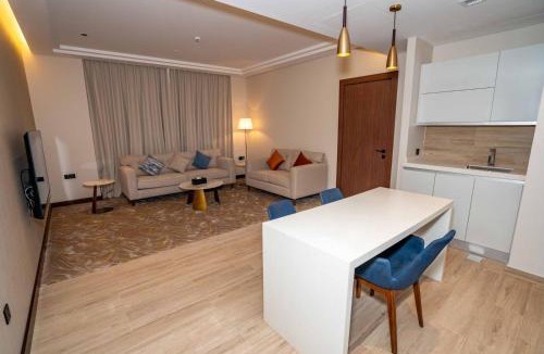 Shaqra Hotel | Hotel labusquet - Al Aniya Tourism Hospitality Company