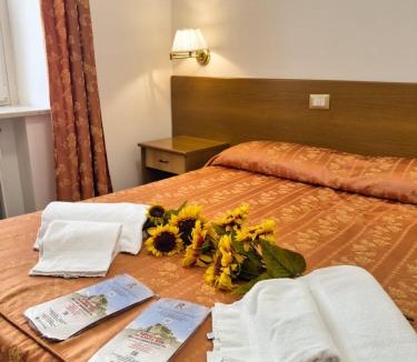 Roccaporena Hotel | Hotel Roccaporena & Margherita