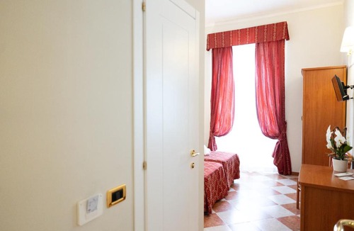 Esquilino Hotel | Hotel RomAntica