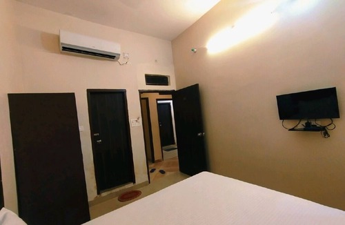 Varanasi Hotel | Hotel Royal Pavalion