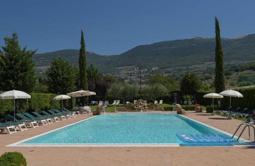 Rivotorto Hotel | Hotel Villa Verde