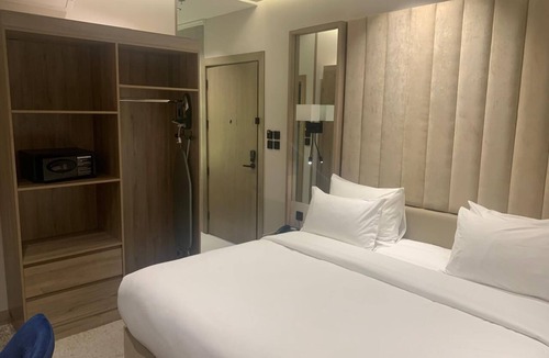 Duba Hotel | Hyat Town