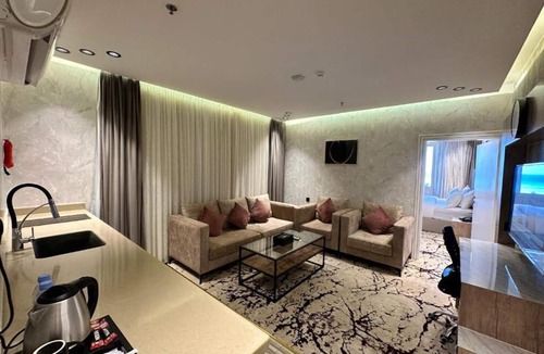 Umluj Hotel | Hyatt Town 3