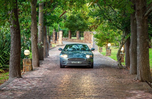 Tokai Villa | Ibis Luxury Villa - In the Heart of Constantia Winelands