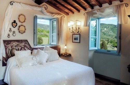 San Pietro a Cegliolo Hotel | Il Falconiere - Relais e Chateaux