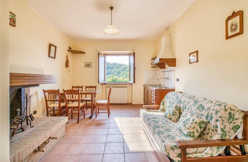 Valfabbrica House | In a dominant position (600 m a.
