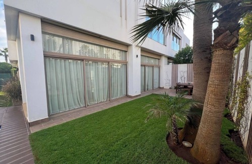 Settat Villa | Inviting 5-Bedroom Villa in Casablanca – Your Home Away from Home